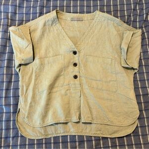 Everlane linen top